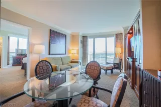 Photo #3: 2262563 Listing