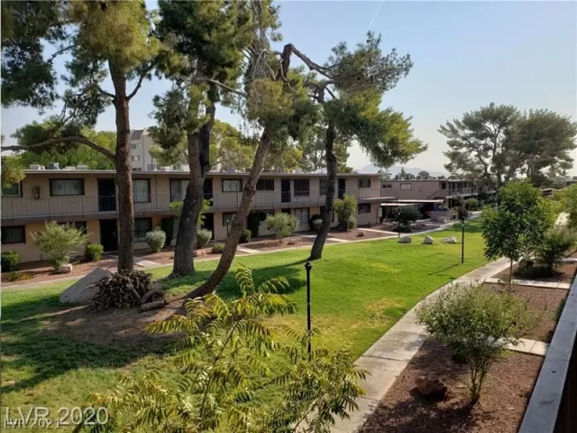 MLS: 2262564 Condo For Sale