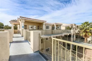 Photo #6: 2262612 Listing