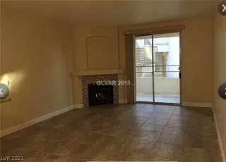 Photo #2: 2262619 Listing