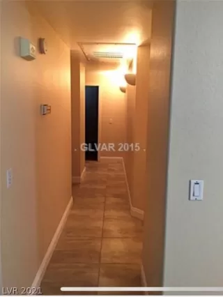 Photo #3: 2262619 Listing