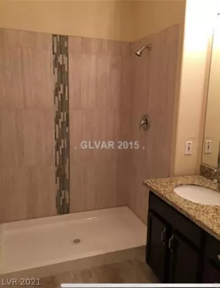 Photo #5: 2262619 Listing