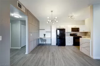 Photo #6: 2262650 Listing