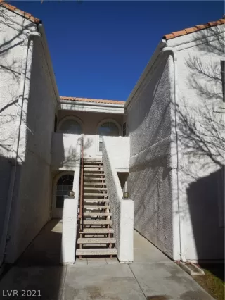 Photo #2: 2262700 Listing 