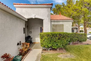 Photo #4: 2262853 Listing