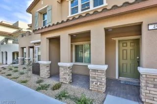 Photo #1: 2262875 Listing