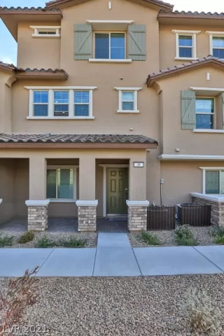 Photo #2: 2262875 Listing