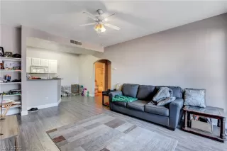 Photo #3: 2262924 Listing 