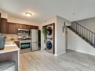 Photo #2: 2262935 Listing 