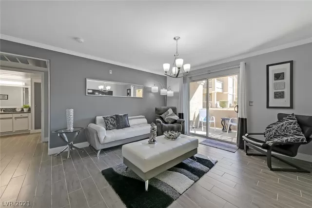 MLS: 2262936 Condo For Sale