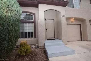 Photo #2: 2262949 Listing