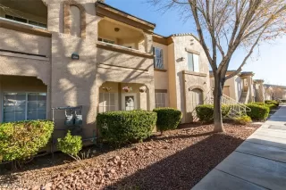 Photo #2: 2262960 Listing 