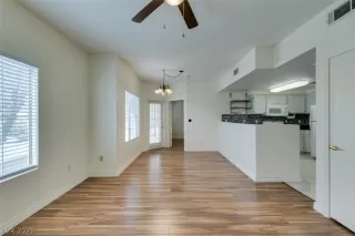 Photo #5: 2262960 Listing 