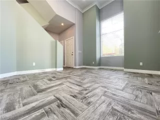 Photo #4: 2262984 Listing