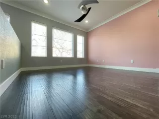 Photo #6: 2262984 Listing