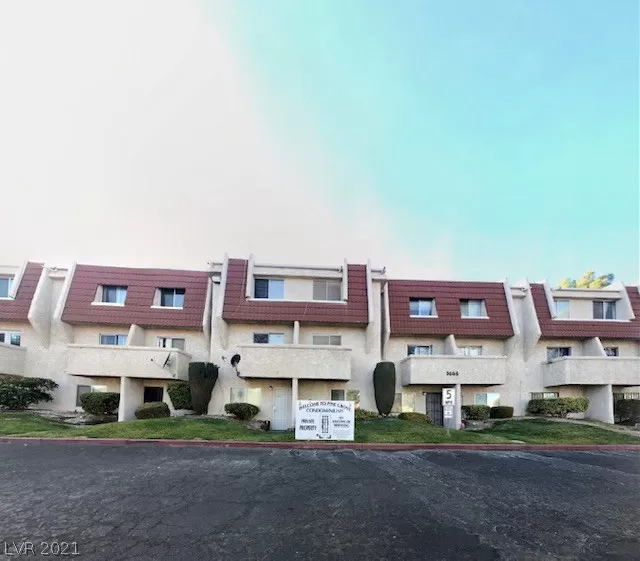 MLS: 2263005 Condo For Sale