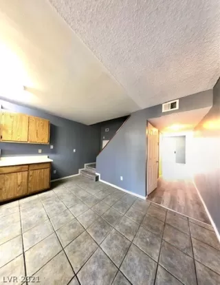 Photo #2: 2263005 Listing 