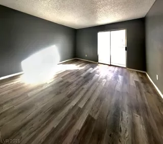 Photo #5: 2263005 Listing 