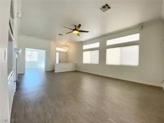 Photo #5: 2263013 Listing 