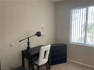 Photo #6: 2263030 Listing