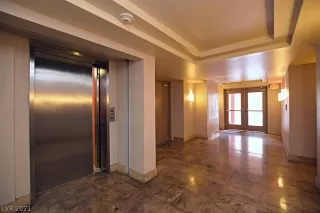 Photo #3: 2263064 Listing