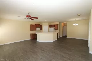 Photo #2: 2263092 Listing 