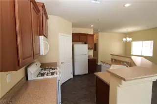 Photo #4: 2263092 Listing 