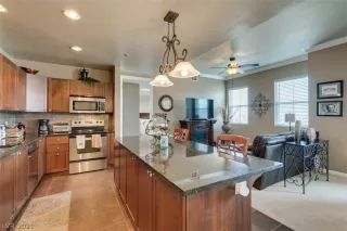 Photo #5: 2263096 Listing 