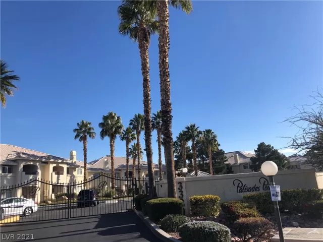 MLS: 2263106 Condo For Sale