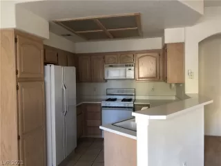 Photo #6: 2263106 Listing 