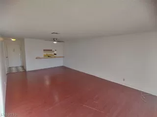 Photo #3: 2263115 Listing 