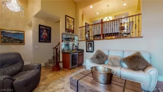 Photo #4: 2263118 Listing