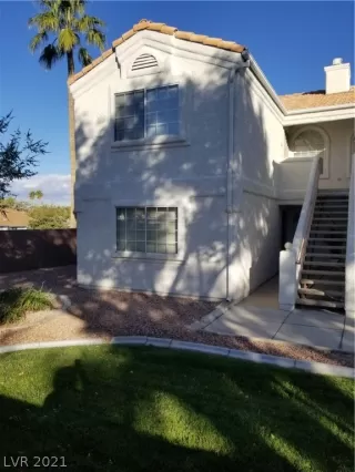 Photo #3: 2263127 Listing