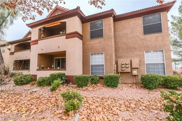 MLS: 2263155 Condo For Sale