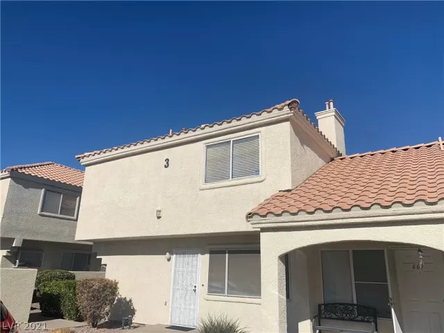 MLS: 2263170 Condo For Sale