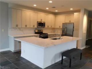 Photo #1: 2263172 Listing 