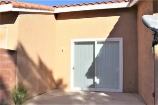 Photo #5: 2263198 Listing