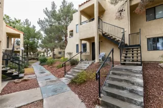 Photo #1: 2263201 Listing 