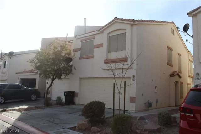 MLS: 2263213 Condo For Sale