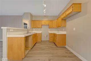 Photo #6: 2263228 Listing 