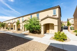 Photo #2: 2263252 Listing