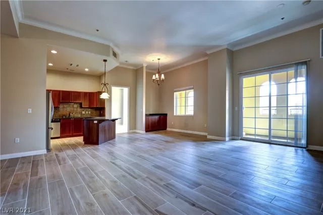 MLS: 2263281 Condo For Sale