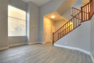 Photo #1: 2263367 Listing 