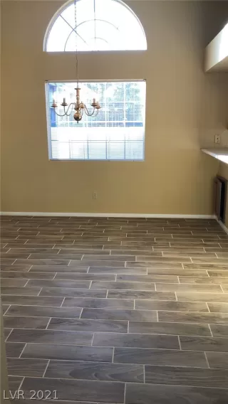 Photo #3: 2263370 Listing 