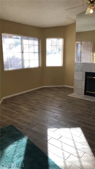 Photo #5: 2263370 Listing 