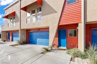 Photo #2: 2263381 Listing