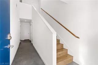 Photo #3: 2263381 Listing