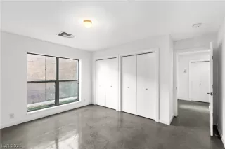 Photo #5: 2263381 Listing