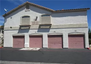 Photo #1: 2263478 Listing