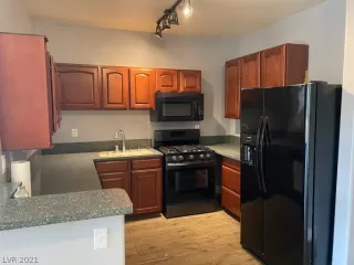 Photo #2: 2263478 Listing